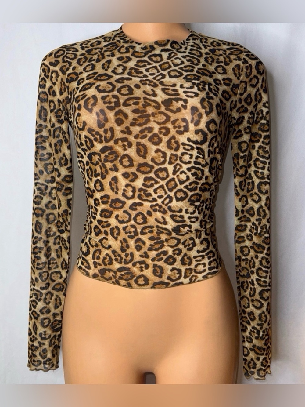 Forever 21 Leopard Print Long Sleeve Crop Top - Brown
